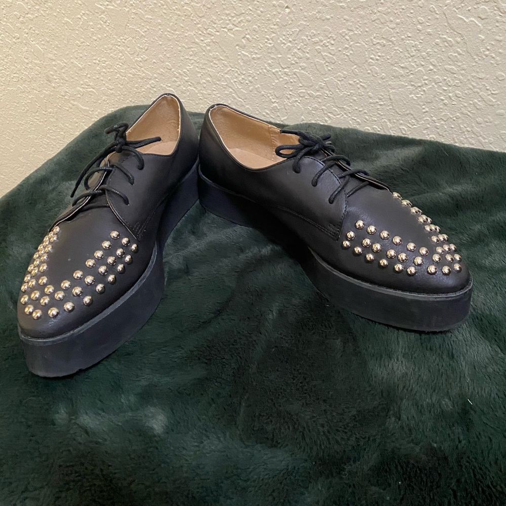New with box Deena and Ozzy Creeper Shoes
